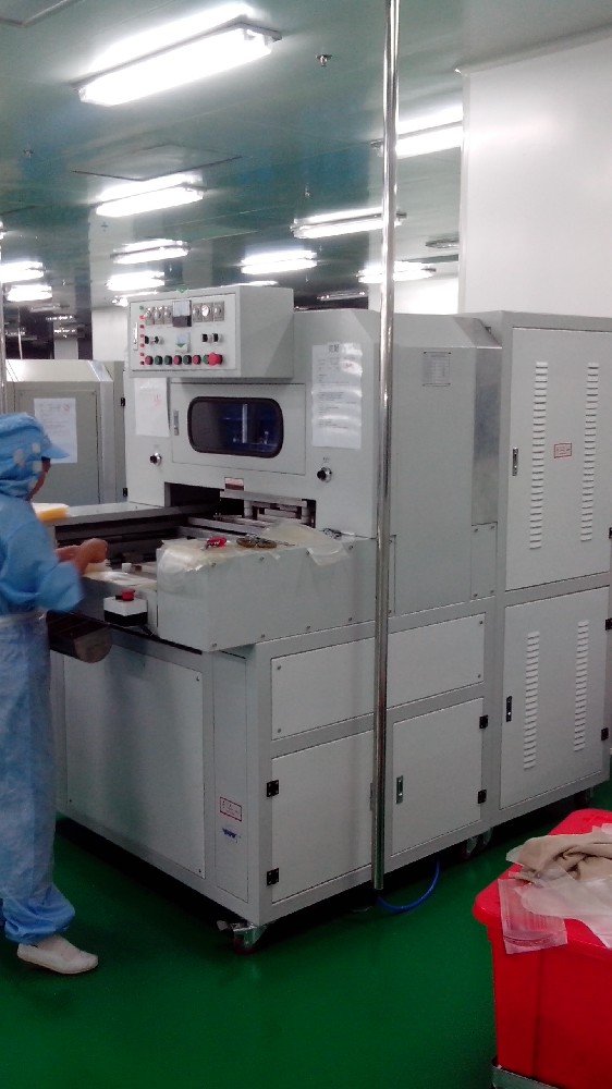 上下滑台血袋机