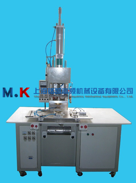 软壳滤器成型机